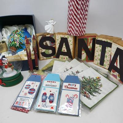 Various Christmas Decor Lot