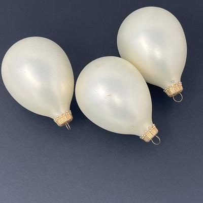 Vintage Frosted & Irridescent White Tear Drop Ornaments