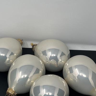 Vintage Frosted & Irridescent White Tear Drop Ornaments