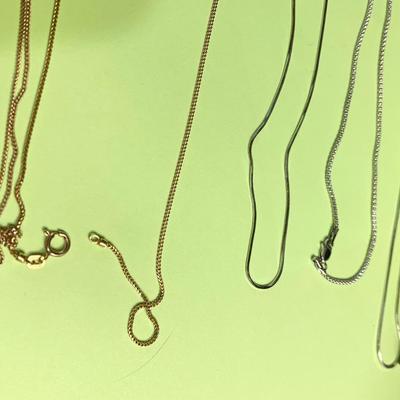 Gold Necklaces Lot 14k White & Yellow Gold - 15 grams
