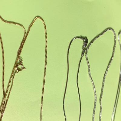 Gold Necklaces Lot 14k White & Yellow Gold - 15 grams