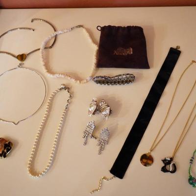 Vintage Costume Jewelry