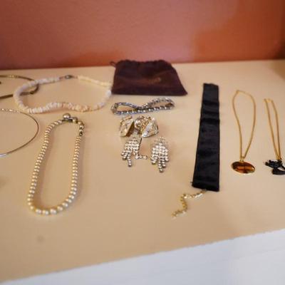 Vintage Costume Jewelry