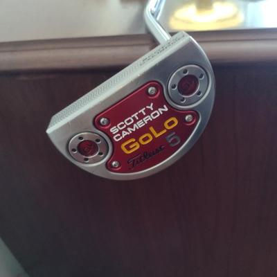 Scotty Cameron for Titleist Golf Club Putter- GoLo 5- Right Handed with Headcover