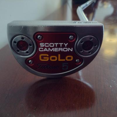 Scotty Cameron for Titleist Golf Club Putter- GoLo 5- Right Handed with Headcover