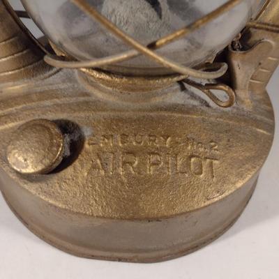 Vintage Embury MFG Co Lantern- Embury No. 2 Air Pilot