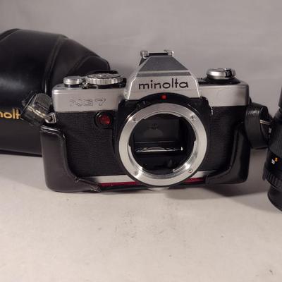 Minolta XG7 Camera with Celtic 135 mm 1:2.8 Lens, Auto 320 X Flash, and Carry Case