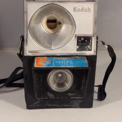 Vintage Kodak World's Fair Flash Camera (1964-1965)