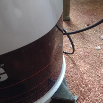 Five Gallon Metal Body Shop Vac- Wet and Dry Vac