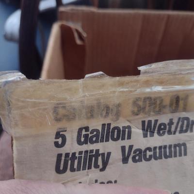 Five Gallon Metal Body Shop Vac- Wet and Dry Vac