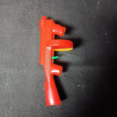 MACHINE DART GUN ON BOARD AND TOY MACHINE GUN