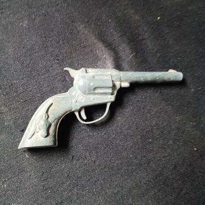 TOY HUBLEY AND DERRINGER CAP GUNS