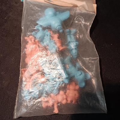 UNOPENED WALT DISNEY 15 FAMOUS CHARACTERS