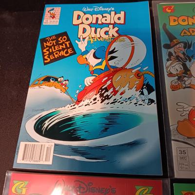 4 DONALD DUCK COMIC BOOKS
