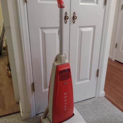 Hoover Upright Vacuum Cleaner with Automatic Power Drive
