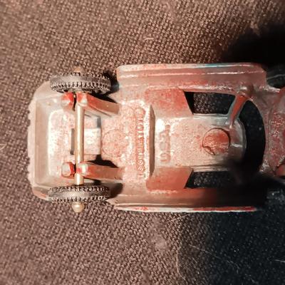 OLD METAL TOOTSIETOY CARS