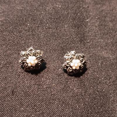 PAIR OF STERLING SILVER PIERCED EARRINGS