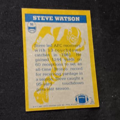 FORMER DENVER BRONCOS AUTOGRAPHED TRADING CARDS (6)