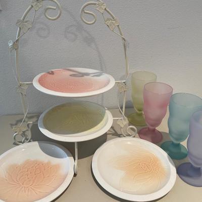 Franciscan plates, placeholder and frosted dessert glasses