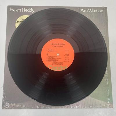 2 Vintage Helen Reddy 33RPM Vinyl Albums