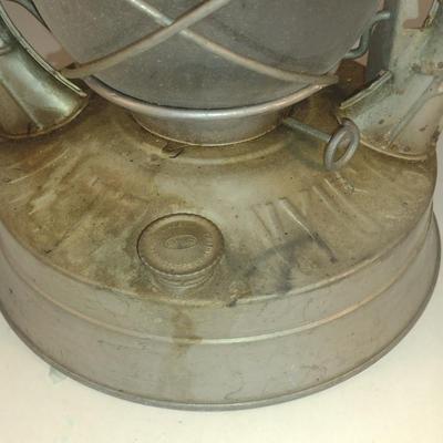 Dietz No. 2 D-Lite Lantern- Approx 13 1/2" Tall