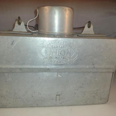 Union Mfg Co Sanitary Union Dinner Pail- Canton, NC