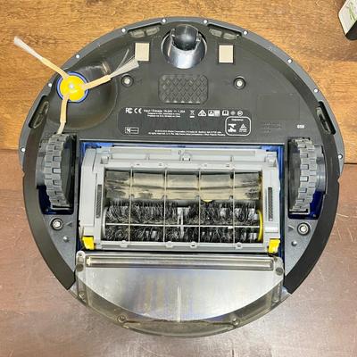 Roomba Robotic Vacuum Cleaner Model 650