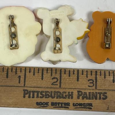 Vintage Brooch Pin Fashion Jewelry Holidays Whimsical Assorted