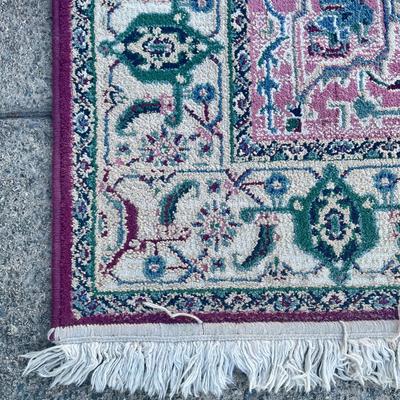 Kashan-style Floor Rug with Fringe