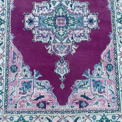Kashan-style Floor Rug with Fringe