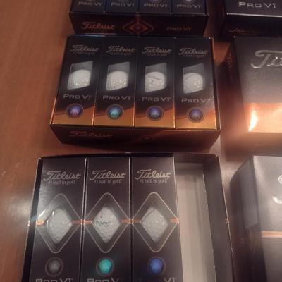 Titleist Pro V1 Golf Balls- 11 Sleeves