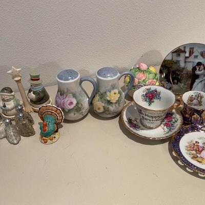 S&P shakers, tea cups and plate