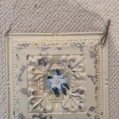 Wall decor flowers and bunnies
