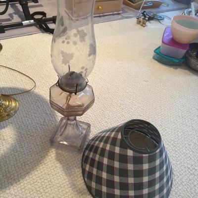 2 lamps