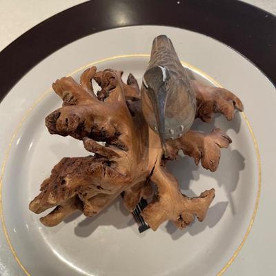 Table with bird decor