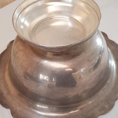 TOWLE Silver Plated Punch Bowl Set w/ 12 cups and ladle