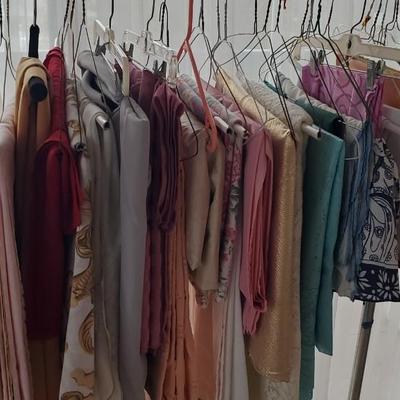 Entire Rack of Table Linens