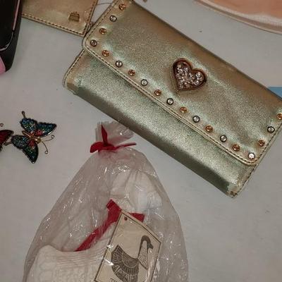 Vintage Purses and pinks