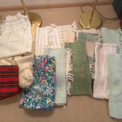 Rugs blankets and table cloths