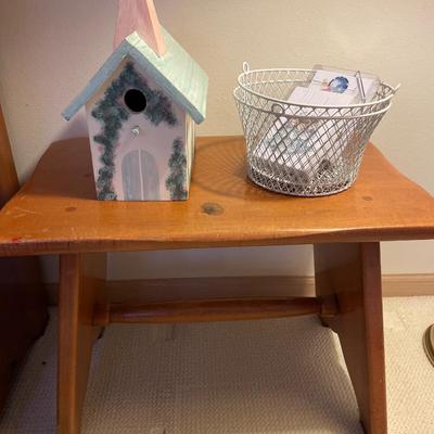 Small seat with bird house and cards