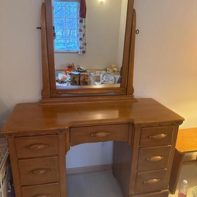 Vintage dresser with mirror