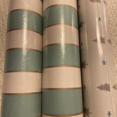 3 rolls of wall coverings