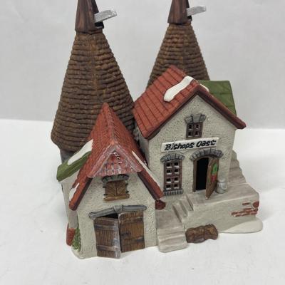 Dept 56 Dickens Village Series BISHOPS OAST HOUSE 55670