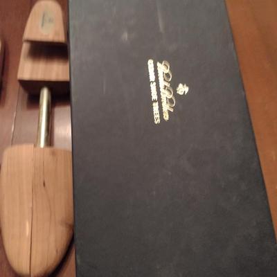 Collection of Shoe Trees- Alden and Brooks Brothers