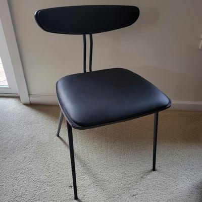 Nuevo Giada Black Leather Dining Or Lobby Chair $250+ Value (#4)