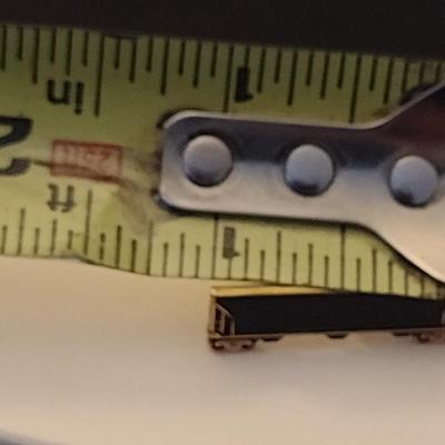 Octanner Train Design 1/5 10 K Gold Cuff Links
