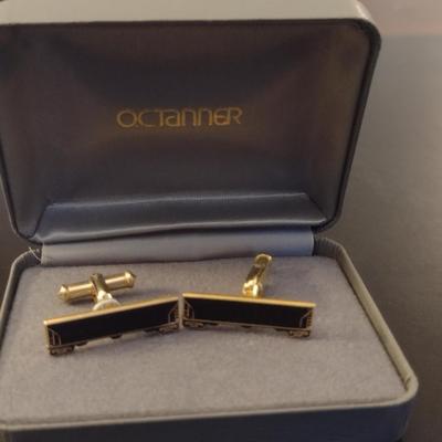 Octanner Train Design 1/5 10 K Gold Cuff Links