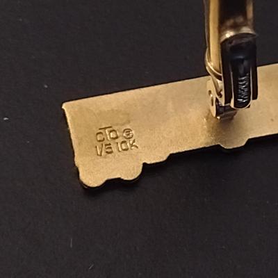 Octanner Train Design 1/5 10 K Gold Cuff Links