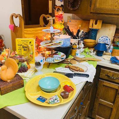 Lot 5: Kitchen Collectibles & More