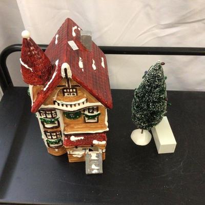 Dept 56 Victorian House 1980 With Tree
